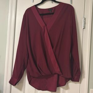 Ann Taylor L burgundy blouse